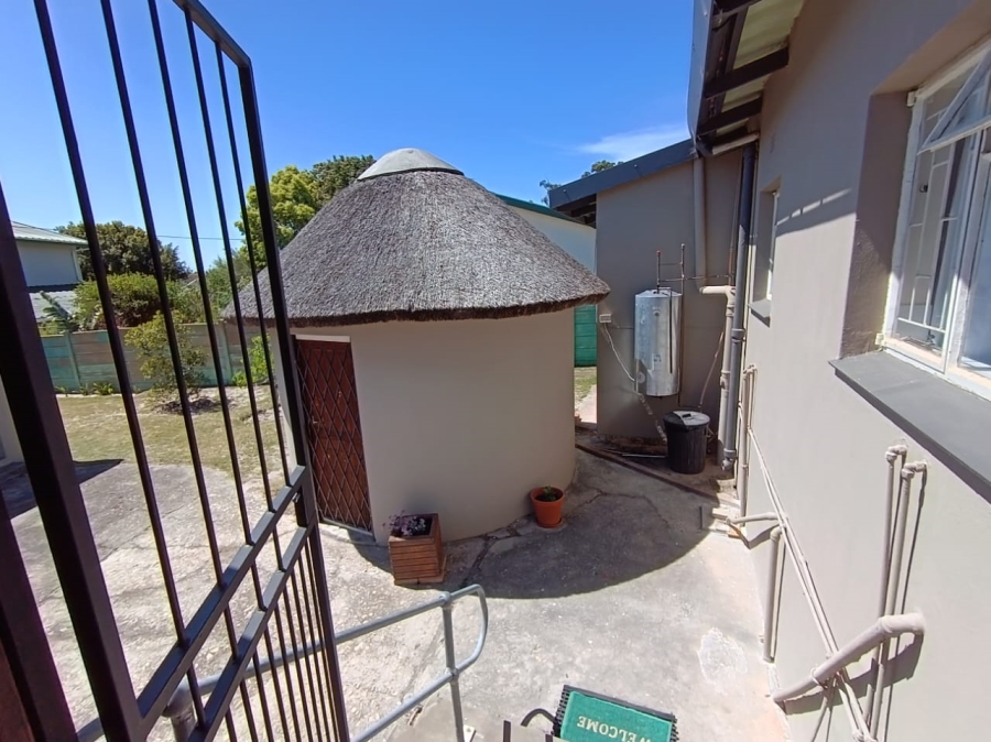 3 Bedroom Property for Sale in Albertinia Western Cape